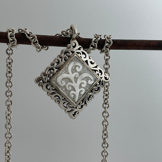 Lois Hill Inlaid Mother of Pearl Necklace