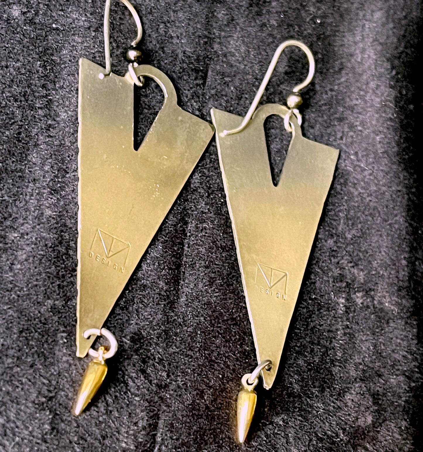 NM Design Triangle Earrings